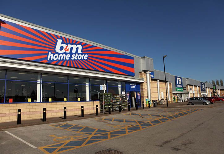 B&M Home Store exterior 725 x 500