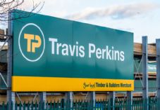 Large Travis Perkins sign Jevanto Productions  Shutterstockcom 725 x 500.jpg
