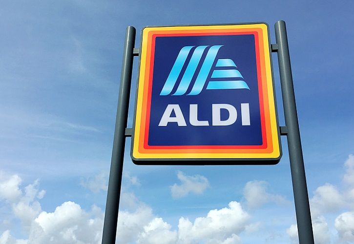 Aldi sign - jax10289 shutterstock_1078546358 - 725 x 500