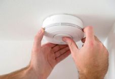 Fire alarm smoke alarm AlexRaths iStock-869078370