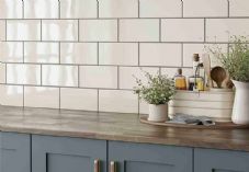 Tile Giant 1221817_subway_bone_100x200mm_roomset_low_res