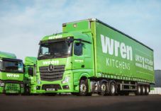 Wren-Kitchens-Mercedes-Benz-Actros-Lorry-1140x760
