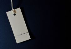 Price tag - Pexels 725 x500