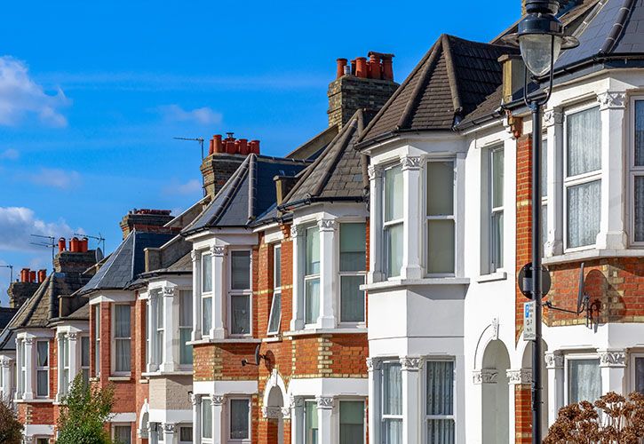 Average House Size And Wages Shrink While House Prices Rise