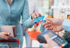 Card shopping spending shutterstock_503419588 725