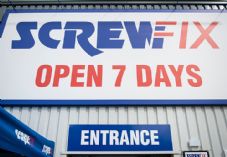 Screwfix entrance low angle cropped 725 x 500