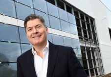 thumbnail_Jay Phillips, MD of Hansgrohe UK&I at its new HQ in Warwickshire 725