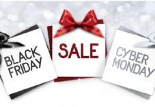 Black Friday Cyber Monday shutterstock_758476633