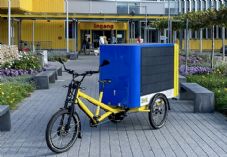 IKEA solar powered cargo bike 827afeb7