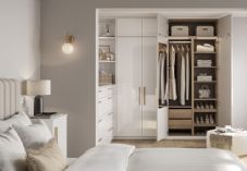 Howdens Hockley Gloss White Bedroom