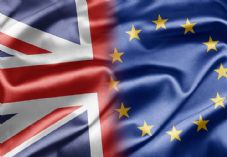 British & EU flags shutterstock_110700623 725 x 500