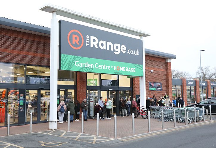 The Range Christchurch opening - opening queue (corporate)
