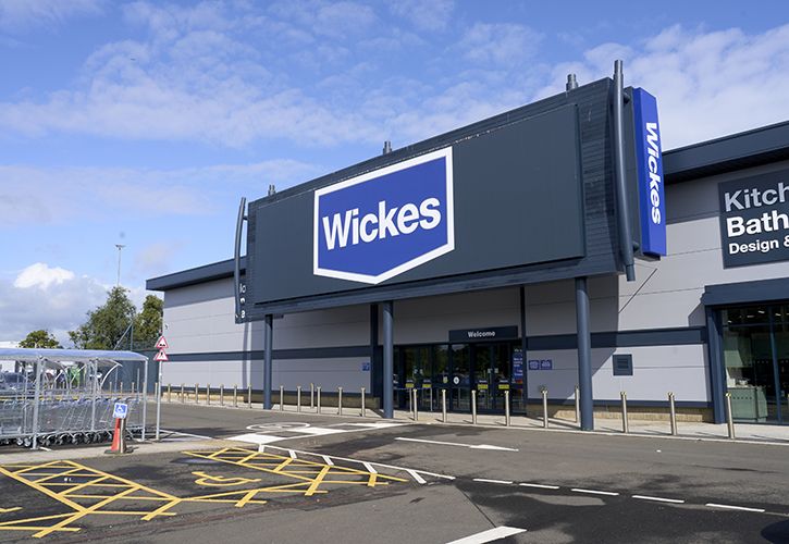 Wickes store opening Dunfermline