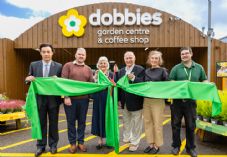 Dobbies Beaconsfield reopening event (c) UNP