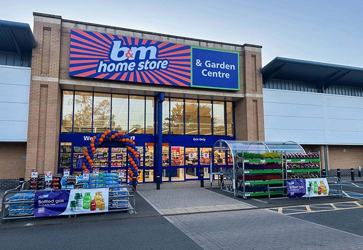 921 BM Stores Stamford exterior