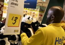 IKEA serves more customers and increases volumes in a challenging year (corporate)
