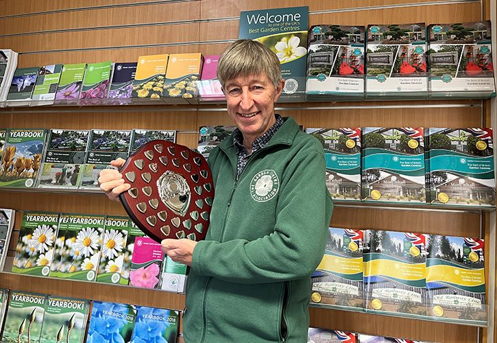 GCA CEO Peter Burks with the Greenfingers Charity Shield