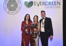 Worrall Cup winners, Amy Sinclair and Nicola Pugh from Pughs Garden Centre