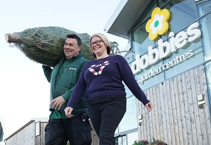 Copyright Stewart Attwood - Dobbies staff member and customer
