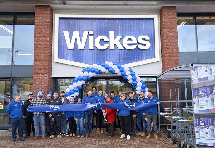 Wickes Northampton ribbon cutting