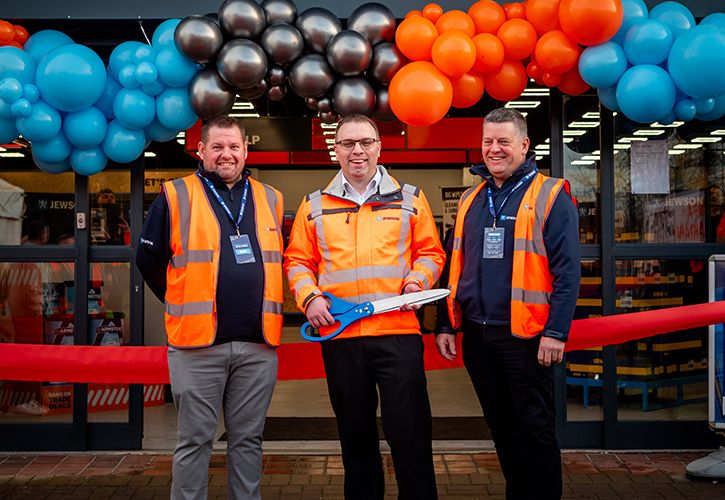 Jewson St Austell ribbon cutting