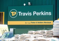 SWNS / TRAVIS PERKINS READING