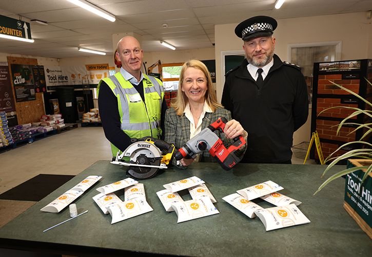Travis Perkins/Sussex Police toolmarking