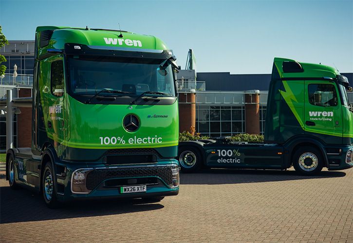 Wren Kitchens' new eHGVs Mercedes Benz eActros 600
