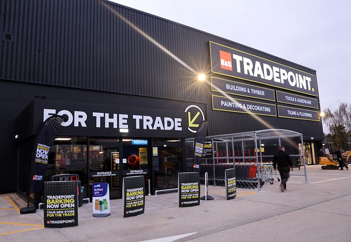 B&Q Barking TradePoint 'For The Trade' sign