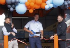 Jewson Alnwick ribbon cutting