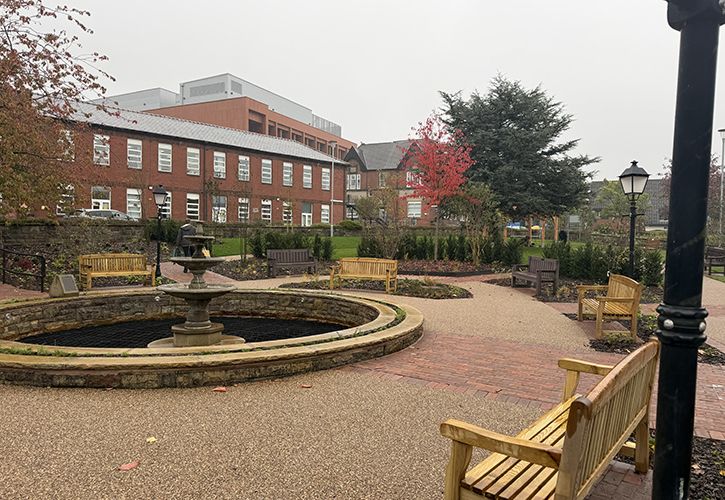 GARDENA - The Royal Oldham Hospital Garden