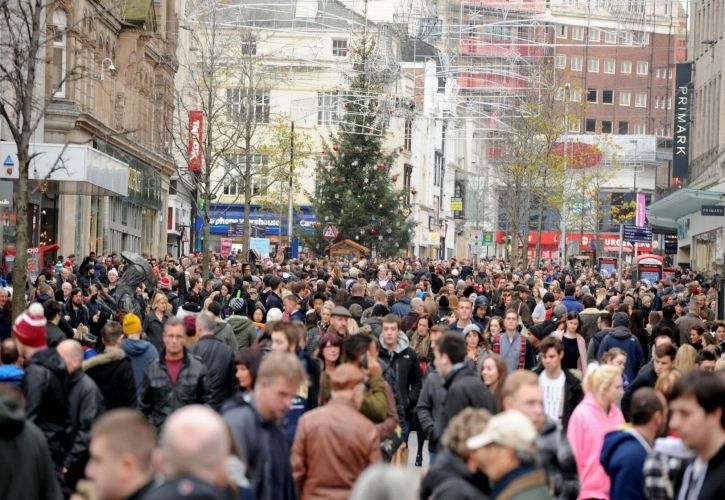 Shoppers Liverpool