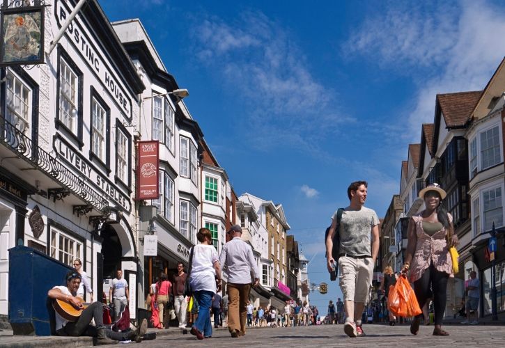 High street shopping summer