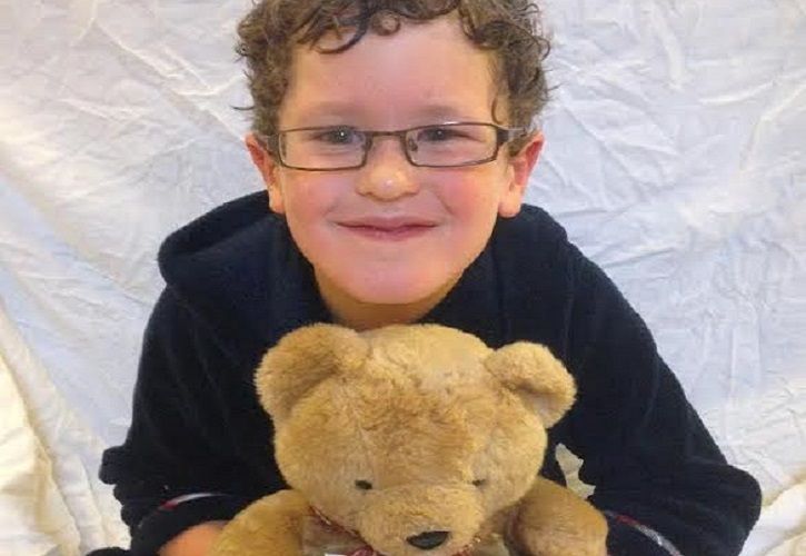 Travis Perkins refugee bears