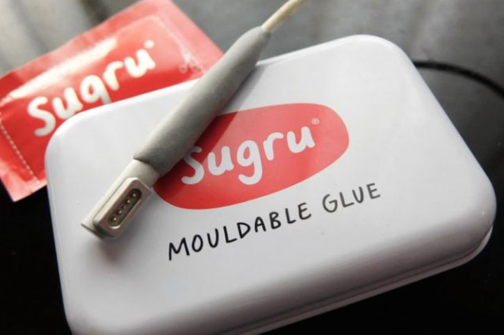 tesa Sugru Mouldable Glue - tesa