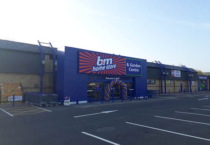 645-goldington-bedford-store-front 725 x 500.jpg