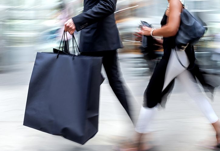 Shoppers large bag shutterstock_390805138.jpg