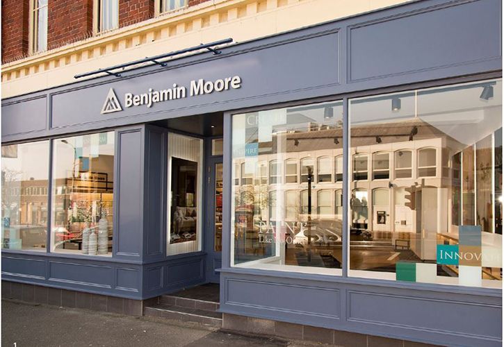 Benjamin Moore store 725 x 500.jpg