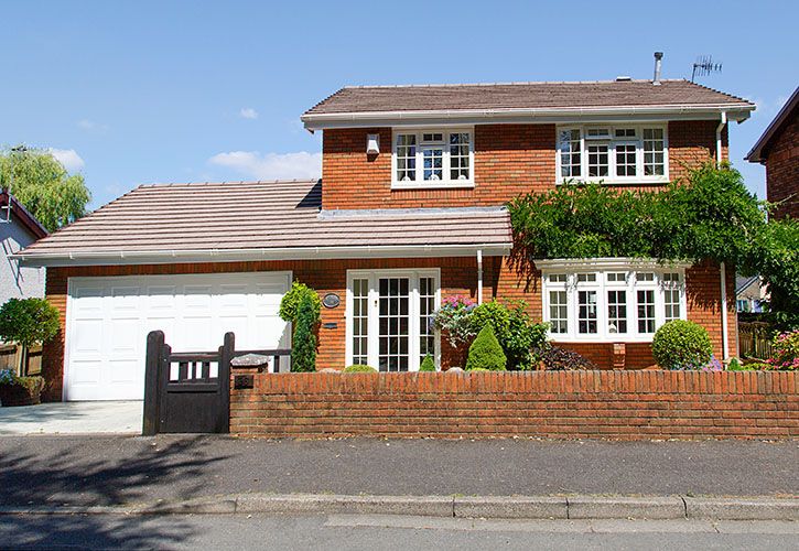 House jax10289 Shutterstockdotcom1184663653.jpg