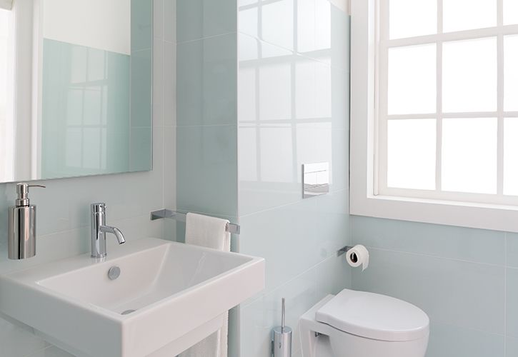 Bathroom toilet sink shutterstock_559170985