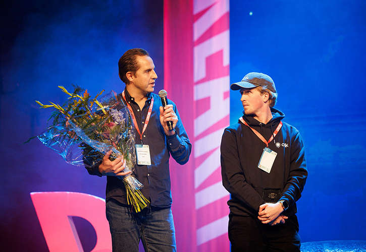 /live/news/wysiwyg/Alrik Founders Nici and Axel on stage.jpg