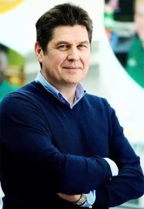 /live/news/wysiwyg/Darren Blackhurst CCO Food.jpg