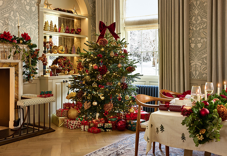 /live/news/wysiwyg/Dobbies 2026 Classic Noel tree.jpg