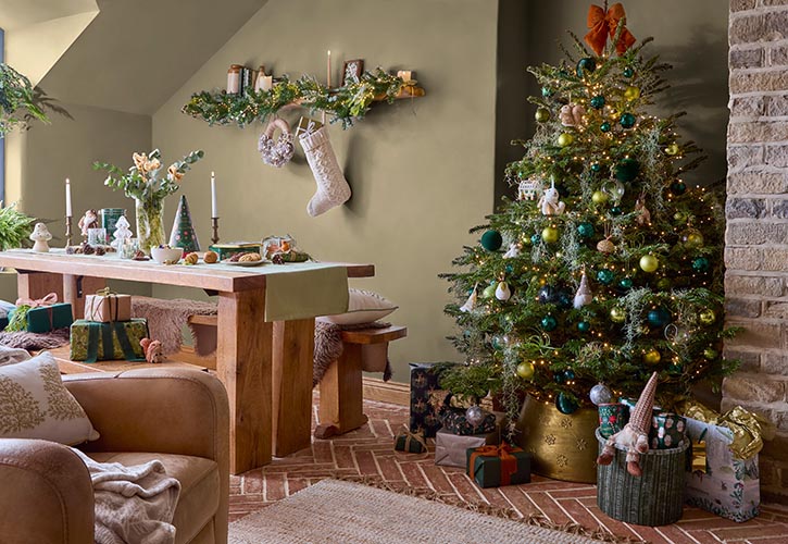 /live/news/wysiwyg/Dobbies Woodland Wonder Christmas tree.jpg