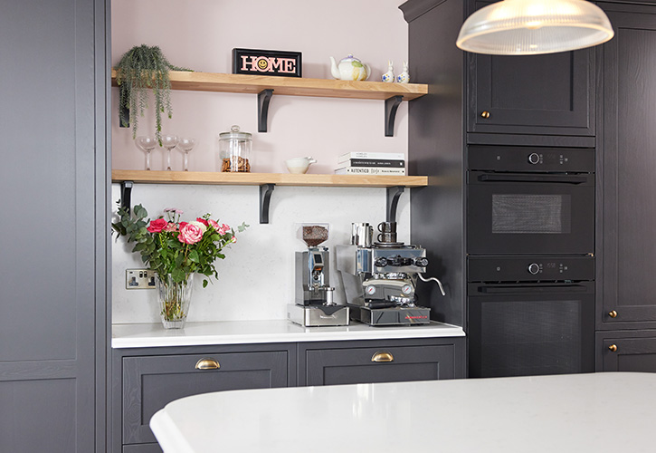 /live/news/wysiwyg/Emma Willis Howdens 5.jpg