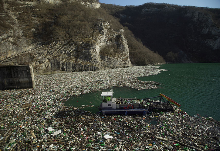 /live/news/wysiwyg/GROHE and everwave Clean-up in Bosnia and Herzegovina.jpg
