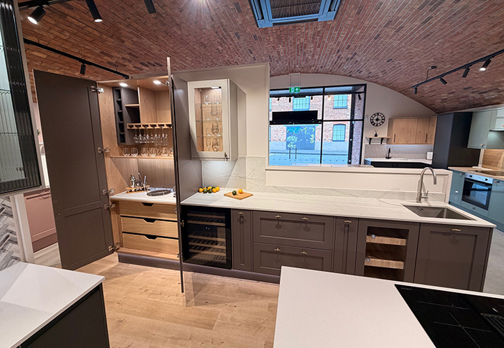 /live/news/wysiwyg/Howdens Waterloo interior Picture8 725.jpg