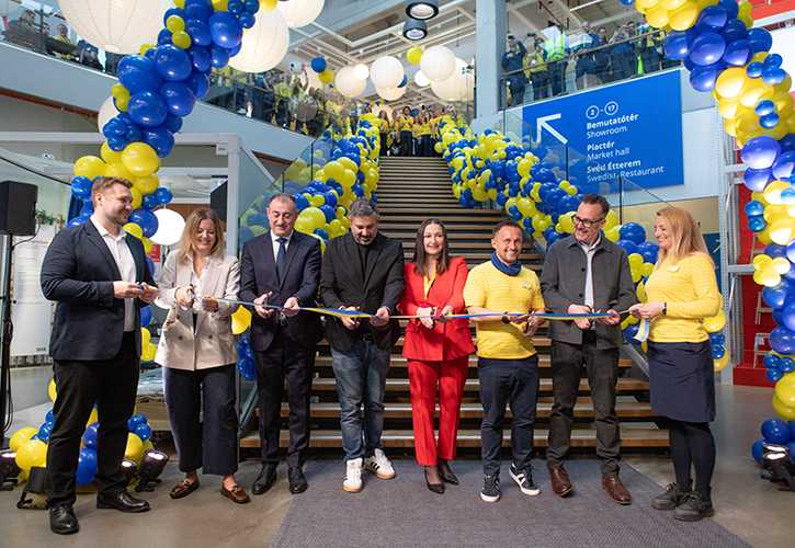 /live/news/wysiwyg/IKEA Soroksar Ceremony 2.jpg