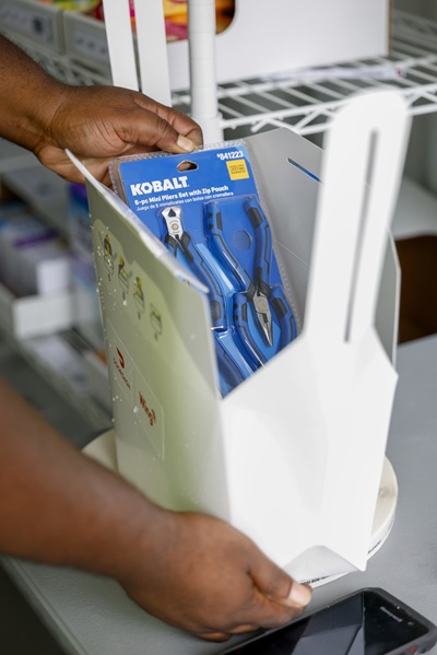 /live/news/wysiwyg/Lowes Companies Inc drone packaging.jpg