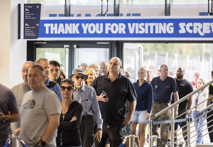 /live/news/wysiwyg/SCREWFIX 26 visitors.jpg